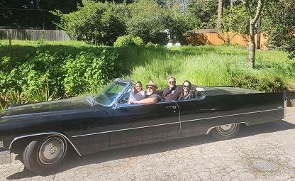 Santa Cruzin”